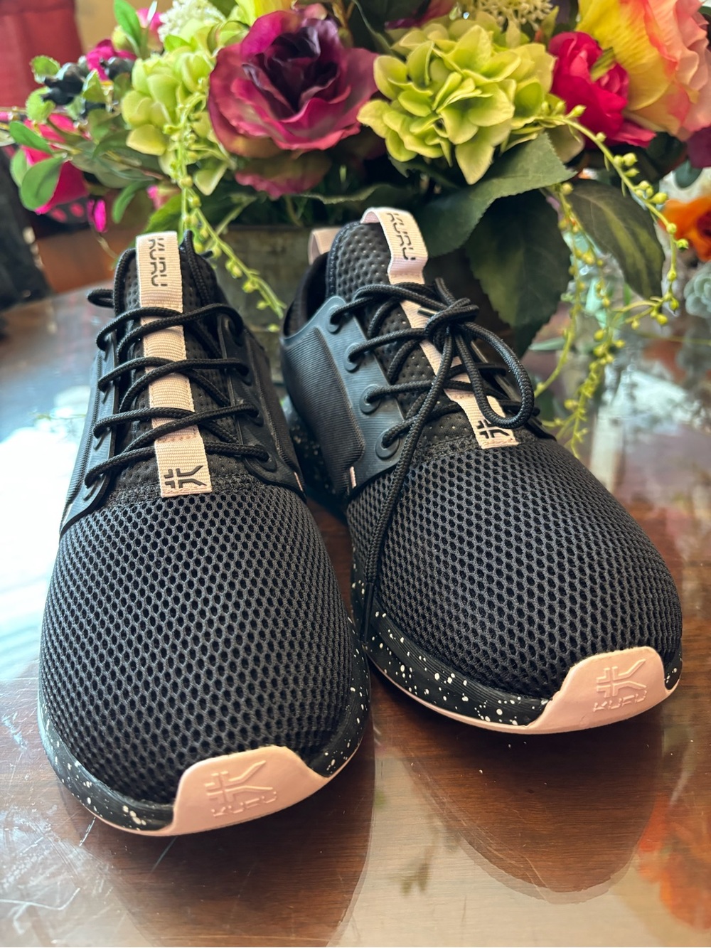 KURU Atom Walking/Running Black Sneakers with Pink Accents Size 9